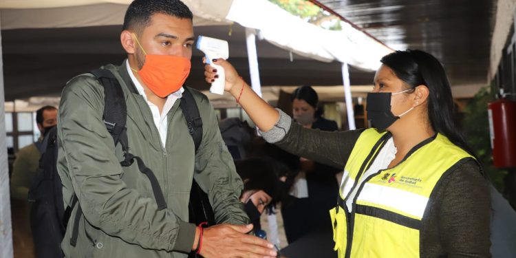 Aplicarán 1.3 millones de vacunas contra influenza en Michoacán