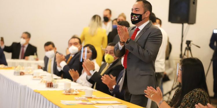 Solo unidos podremos dar mejores resultados para Michoacán: Carlos Herrera