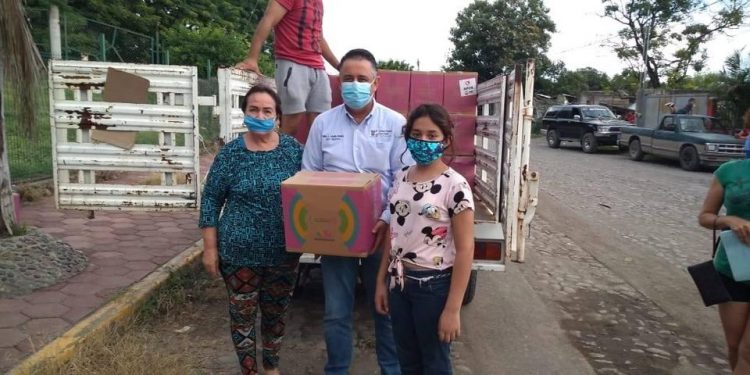 Michoacán Alimenta sigue llegando a colonias de Apatzingán: Marco Antonio González Mendoza