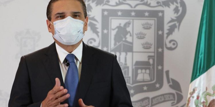 El gobernador de Michoacán da positivo en Covid-19