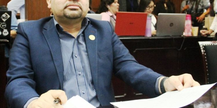 Este domingo vence plazo para que municipios turnen Leyes de Ingresos al Congreso: Tony Martínez