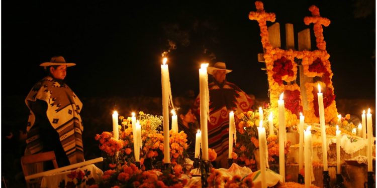 Prepara Mesa de Seguridad estrategia contra COVID-19 en Noche de Muertos