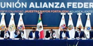 Convoca Silvano Aureoles a Senadores a mantenerse firmes contra desaparición de fideicomisos