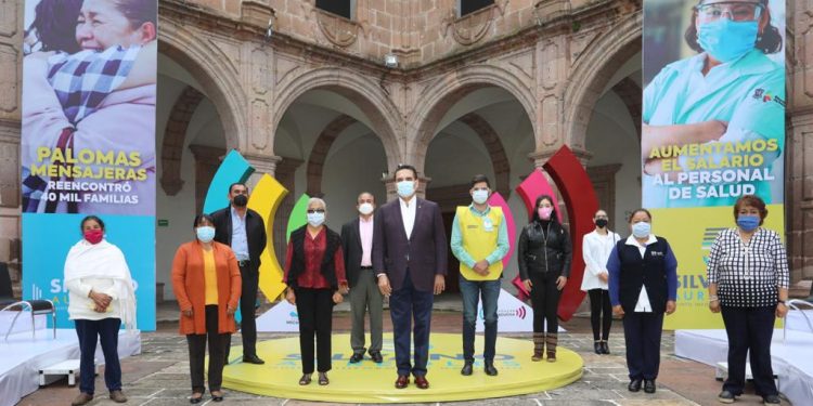 Charla Gobernador con ciudadanos sobre 5 años de acciones en Michoacán