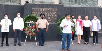 Con guardia de honor, conmemoran 50 Aniversario Luctuoso de Lázaro Cárdenas