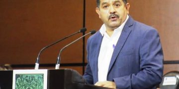 Hacienda pretende subir precios de gasolina y diésel alerta Lupillo Aguilera