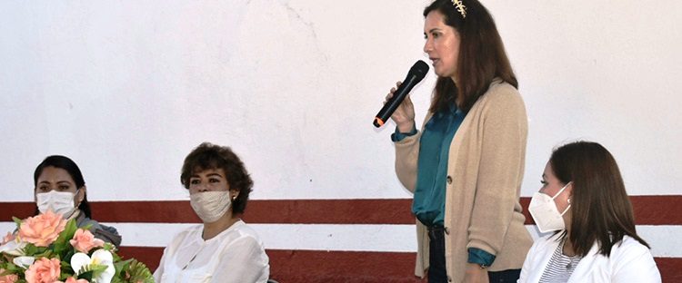 Apertura Macarena Flores Unidad Móvil de Seimujer