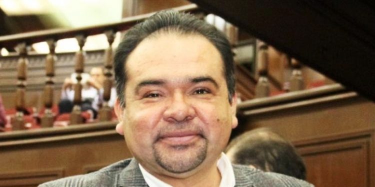 Comisiones desahogan trabajo para que discusión de paquete económico estatal sea en tiempo y forma: Tony Martínez