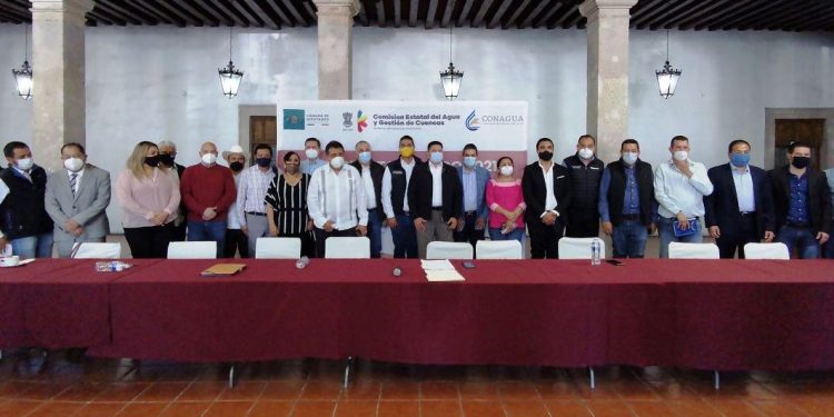 Presidentes municipales trazan ruta de trabajo para el 2021 con Feliciano Flores