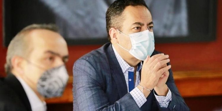 Uso de cubrebocas obligatorio, vital para frenar COVID-19: Carlos Herrera