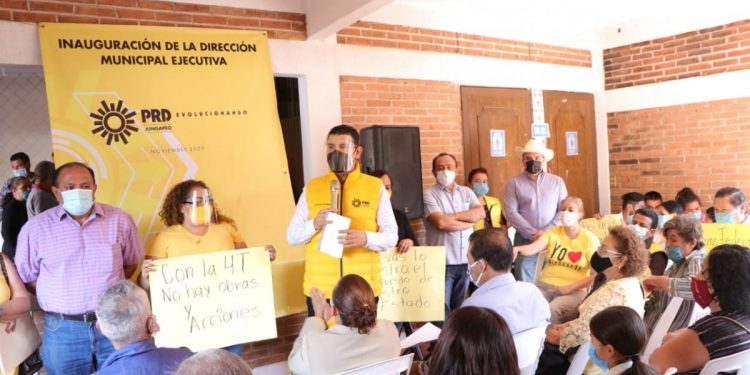 Recortes presupuestales federales ponen en vilo a estados y municipios: Octavio Ocampo