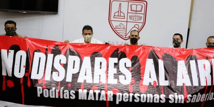 Inicia campaña de concientización “No dispares al aire” En Apatzingán.