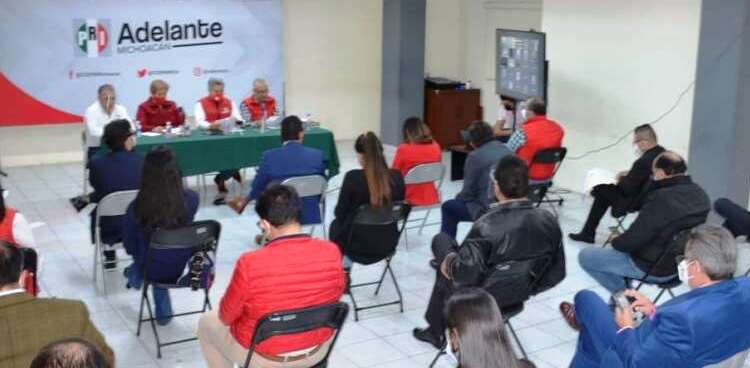 Priístas michoacanos dan luz verde para formalizar la alianza Equipo por Michoacán