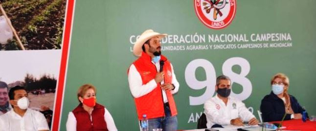 A trabajar por Michoacán por encima de intereses personales y de partido, llama Felipe Contreras a cenecistas