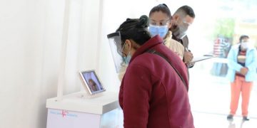 Con videollamadas, acerca SSM a familiares y pacientes de COVID-19