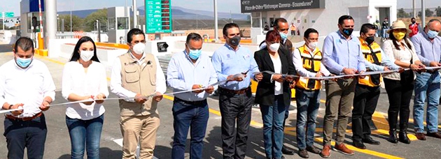 Entrega Silvano Aureoles 1ª etapa de Autopista Zamora-La Piedad