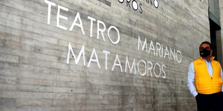 Supervisa Gobernador avances en construcción del Teatro Matamoros
