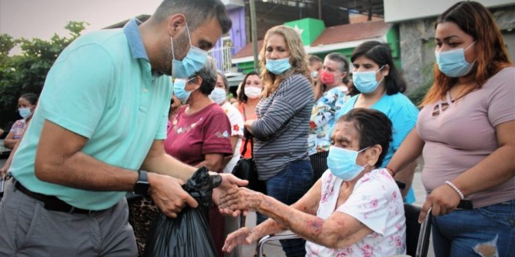 La solidaridad debe ser permanente con los más vulnerables y Juntos Somos Mejor es ejemplo en Apatzingán