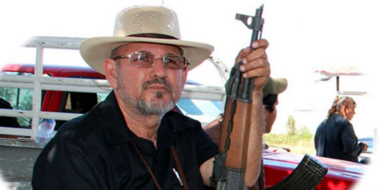 Hipólito Mora hoy lo anuncian como precandidato a gobernador por PES