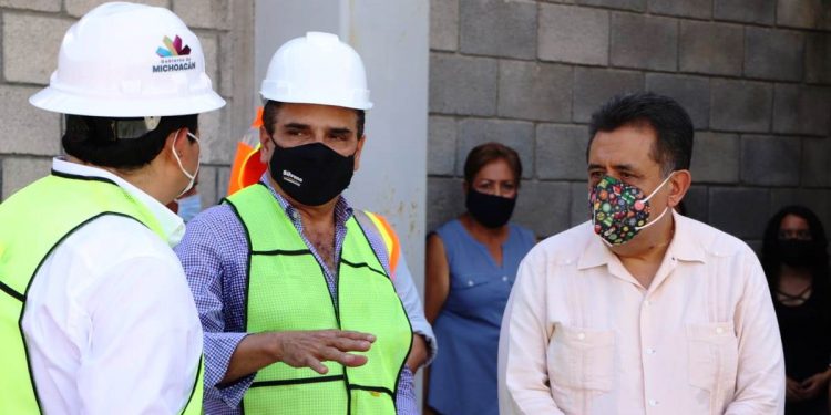 José Luis Cruz supervisa avances del Centro Cultural Constitución de Apatzingán