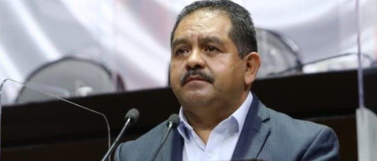 Respalda Lupillo Aguilera llamado del Alianza Federalista para que Federación transparente aplicación de vacuna contra el COVID-19