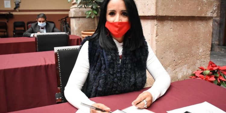 Rescate de Estancias Infantiles en Michoacán refrenda compromiso con las mujeres y menores: Lucila Martínez