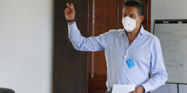 Clausura Ricardo Luna García curso contra incendios forestales a guardabosques de Uruapan