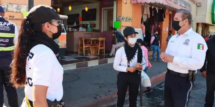 Refuerza IEESSPP acciones en puestos de control sanitario en Zitácuaro