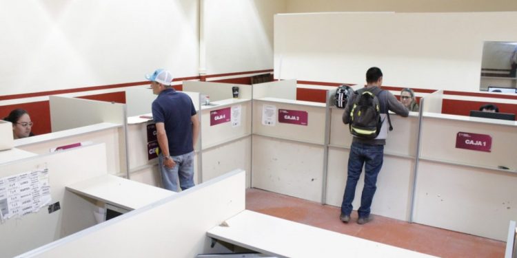 Seguirán oficinas de Rentas abiertas a la población