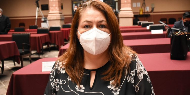 La ley del uso obligatorio de cubrebocas debe blindarse de excesos de los cuerpos policiacos: Cristina Portillo.