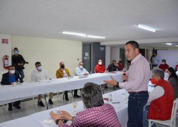 Priistas respaldan al precandidato a la Gubernatura,  Carlos Herrera Tello