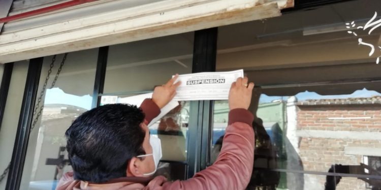 Suspenden Guardianes de la Salud dos funerarias