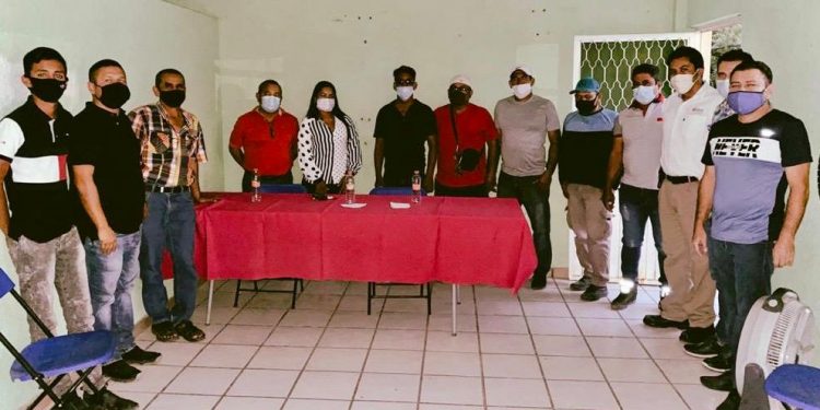 Isabel Torres Sánchez suma a la agrupación de maquinistas a favor de su proyecto y de la 4T