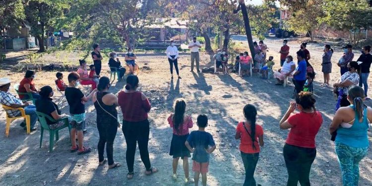 Maritza García Franco cumple con apego a la convocatoria del PRD en Parácuaro