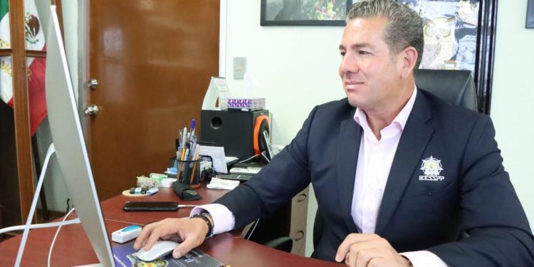 Participa IEESSPP en seminario sobre policía comunitaria