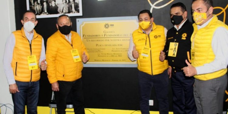 Reconoce Víctor Manríquez aportación de los fundadores del PRD a un México democrático