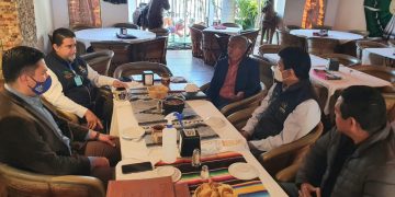 Sostienen reunión de trabajo autoridades educativas estatales con el sindicato del CECyTEM