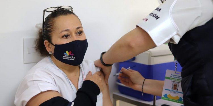 Más de 7 mil trabajadores de la SSM han completado su esquema de vacunación contra COVID-19