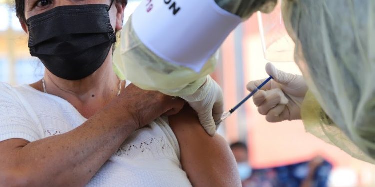 Emite SSM recomendaciones para antes y después de vacunación contra COVID-19