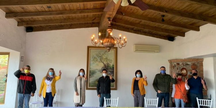 Con madurez política y gran entusiasmo, la familia perredista organiza el Consejo Estatal