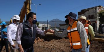 Avenida Revolución, al 50% de su modernización; es la vialidad emblemática de Zitácuaro: Silvano