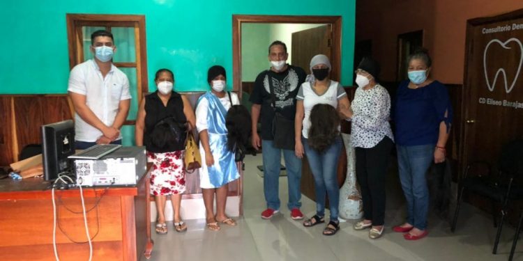 Labor de organización y gestión bases de Fuerza Por México en Apatzingán: Hugo Andrés Molina