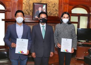 Entrega Armando Hurtado nombramientos a nuevos titulares de Cofom y Semigrante