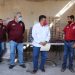Alcalde de Apatzingán equipa a trabajadores de Capama
