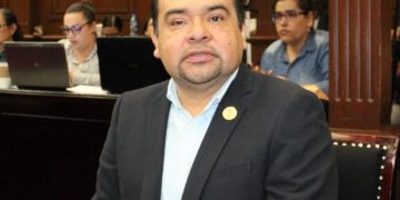 Tony Martínez cumple encomienda con trabajo legislativo y gestión a favor de los ciudadanos