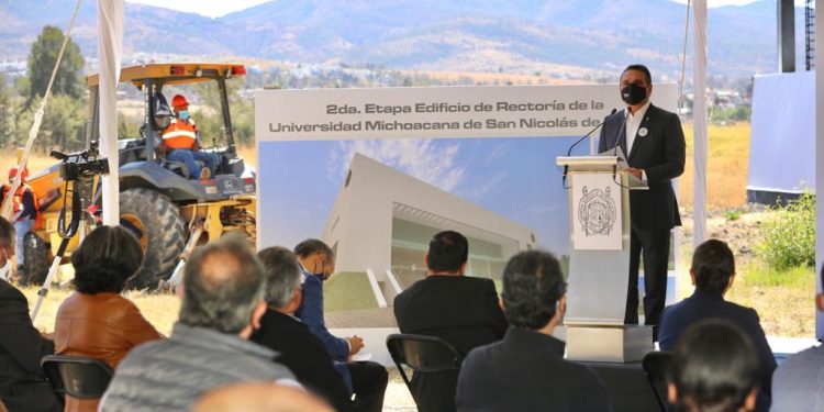 Suma Gobierno del Estado 350 mdp en obras para UMSNH