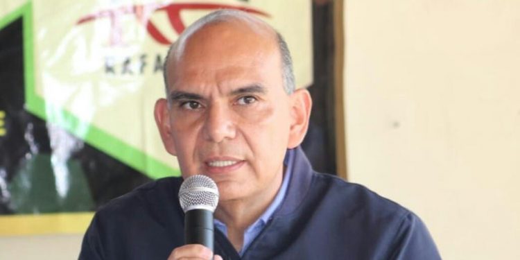 Rafa Ortiz, en empate técnico en las encuestas telefónicas entre ciudadanía para elegir perfil a la alcaldía de Uruapan