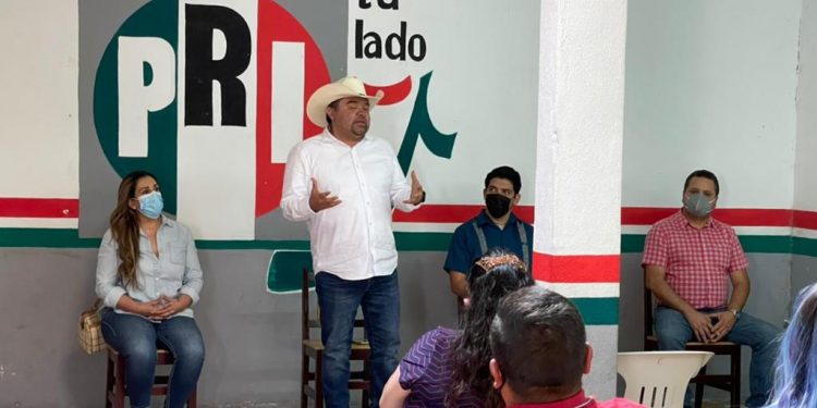 Tony Martínez, aliado de los jóvenes de Ciudad Hidalgo