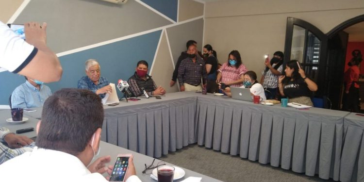 Con mesas de unidad, morena avanza en la designación de candidaturas.