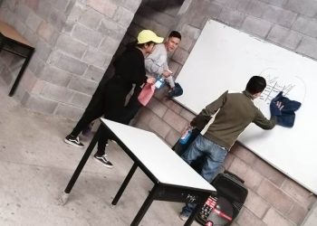 Estudiantes del CEMSaD de San Lorenzo realizan trabajo social en su comunidad